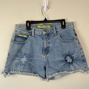 Vintage Y2K We Wear Nothing Blue Cotton Denim 9/10 Shorts Raw Hem